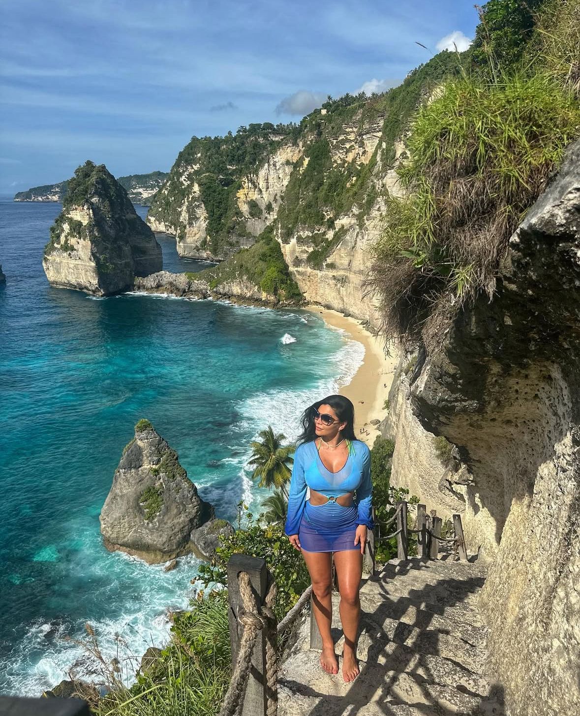 Escort - BUGATTI - Ibiza Tops